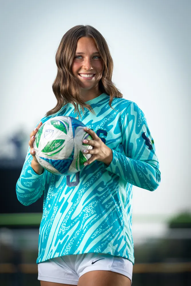 Addyson Crumley #0 close up, the ball held in both hands